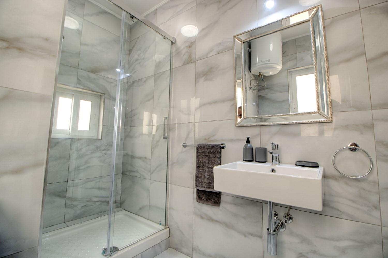 Apartment Le Sejour Au Nord - New 1 Bedroom St. Paul's Bay